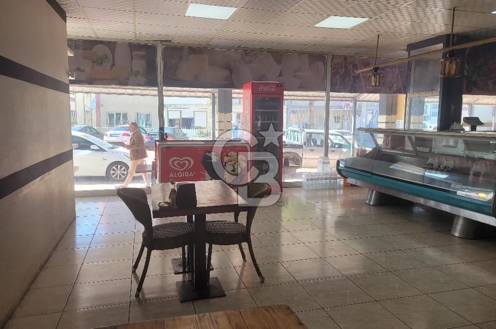 Menemen'de Stratejik Konumda Satılık Ticari Mülk. 