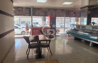 Menemen'de Stratejik Konumda Satılık Ticari Mülk. 