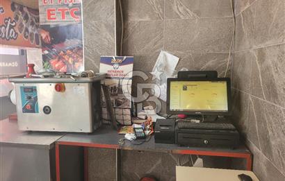 Menemen'de Stratejik Konumda Satılık Ticari Mülk. 