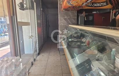 Menemen'de Stratejik Konumda Satılık Ticari Mülk. 