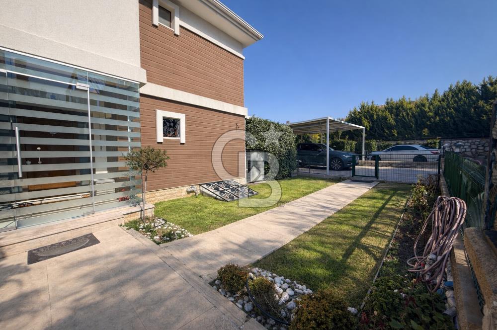 Kekliktepe’ye Komşu | Dört Mevsim Konakları’nda 1.150 m² Bahçe İçinde Villa