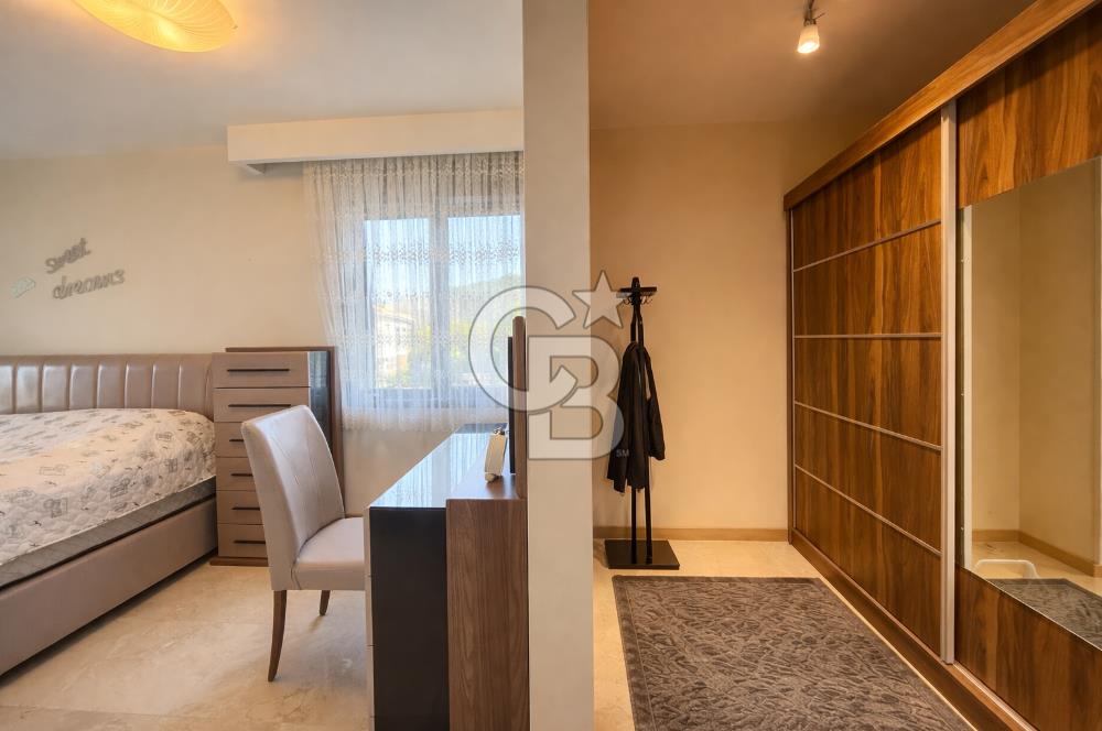 Kekliktepe’ye Komşu | Dört Mevsim Konakları’nda 1.150 m² Bahçe İçinde Villa