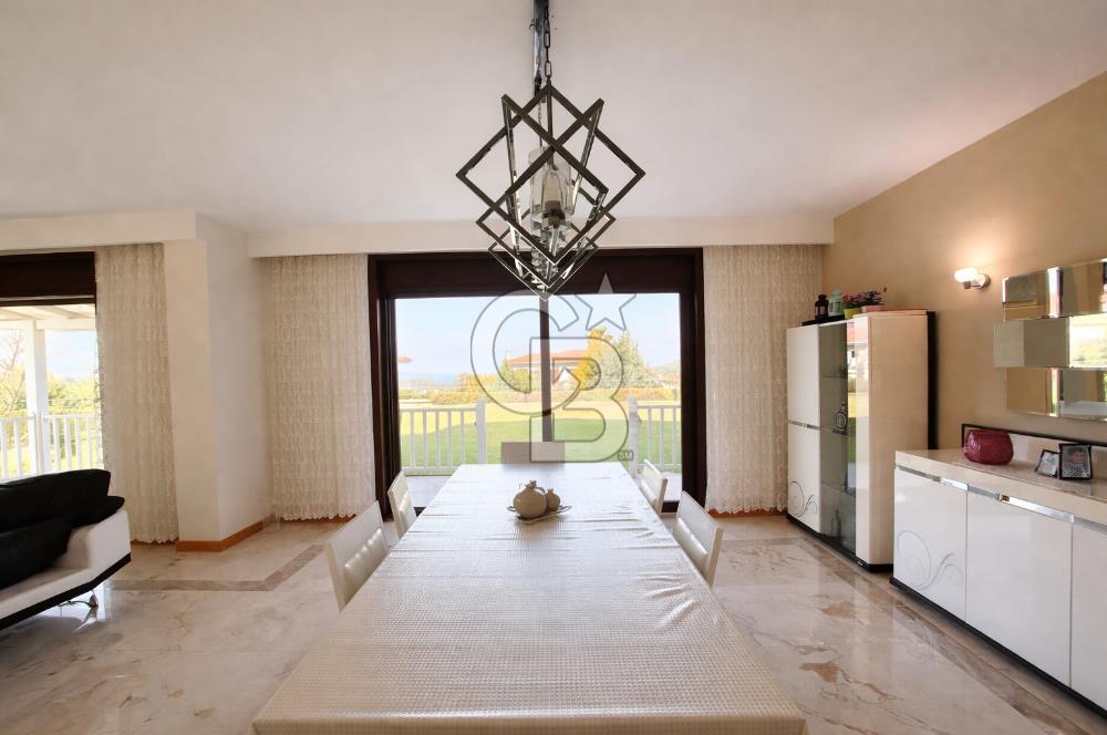 Kekliktepe’ye Komşu | Dört Mevsim Konakları’nda 1.150 m² Bahçe İçinde Villa