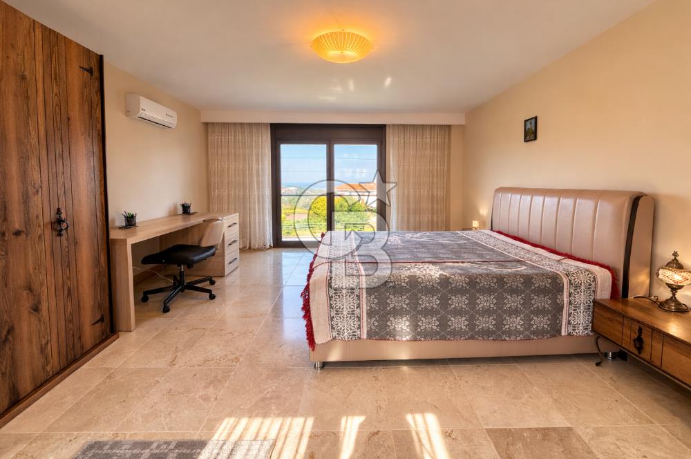 Kekliktepe’ye Komşu | Dört Mevsim Konakları’nda 1.150 m² Bahçe İçinde Villa