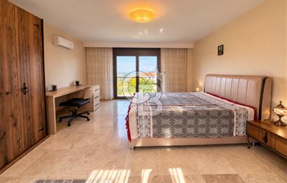 Kekliktepe’ye Komşu | Dört Mevsim Konakları’nda 1.150 m² Bahçe İçinde Villa