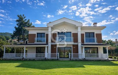 Kekliktepe’ye Komşu | Dört Mevsim Konakları’nda 1.150 m² Bahçe İçinde Villa