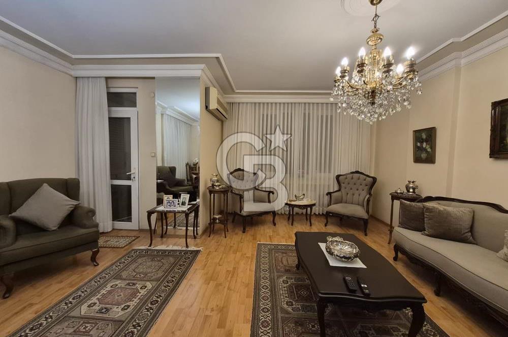 Kadıköy avşar sokak 3+1 ebeveyn banyolu geniş daire