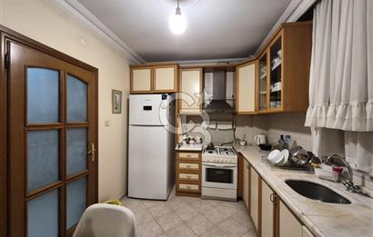 Kadıköy avşar sokak 3+1 ebeveyn banyolu geniş daire