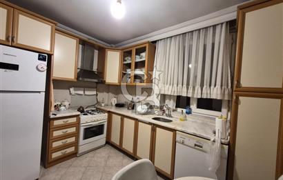 Kadıköy avşar sokak 3+1 ebeveyn banyolu geniş daire