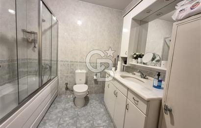 Kadıköy avşar sokak 3+1 ebeveyn banyolu geniş daire