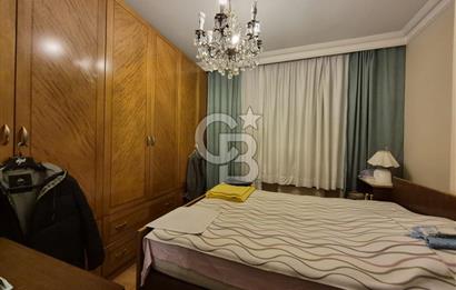 Kadıköy avşar sokak 3+1 ebeveyn banyolu geniş daire