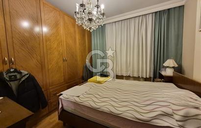 Kadıköy avşar sokak 3+1 ebeveyn banyolu geniş daire