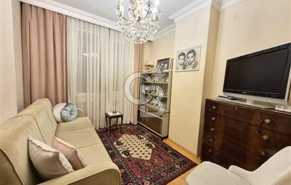 Kadıköy avşar sokak 3+1 ebeveyn banyolu geniş daire