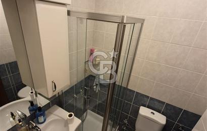 Kadıköy avşar sokak 3+1 ebeveyn banyolu geniş daire