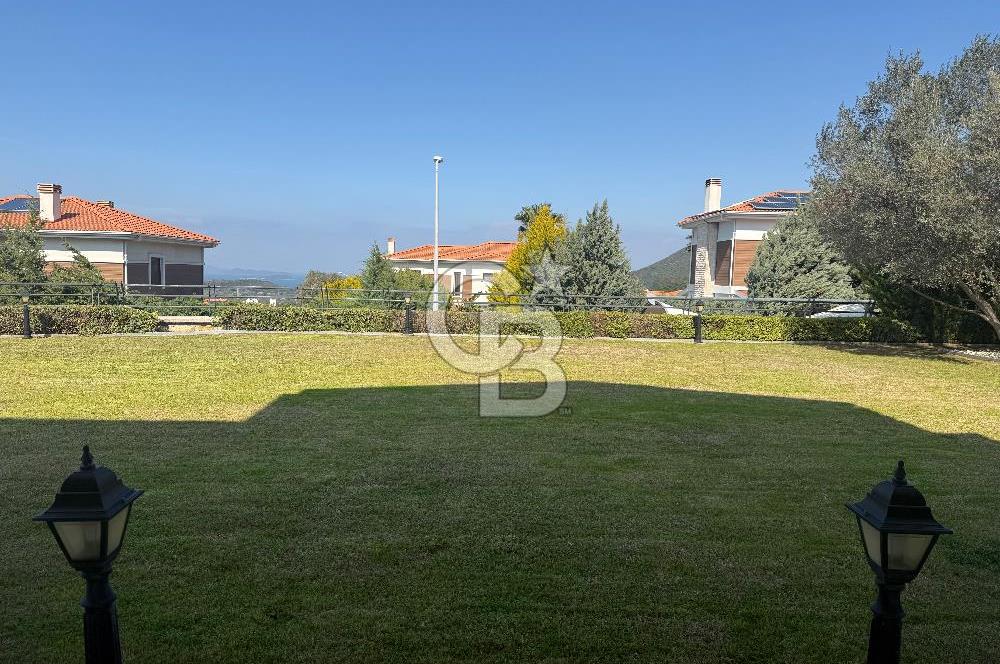 Kekliktepe’ye Komşu | Dört Mevsim Konakları’nda 1.150 m² Bahçe İçinde Villa