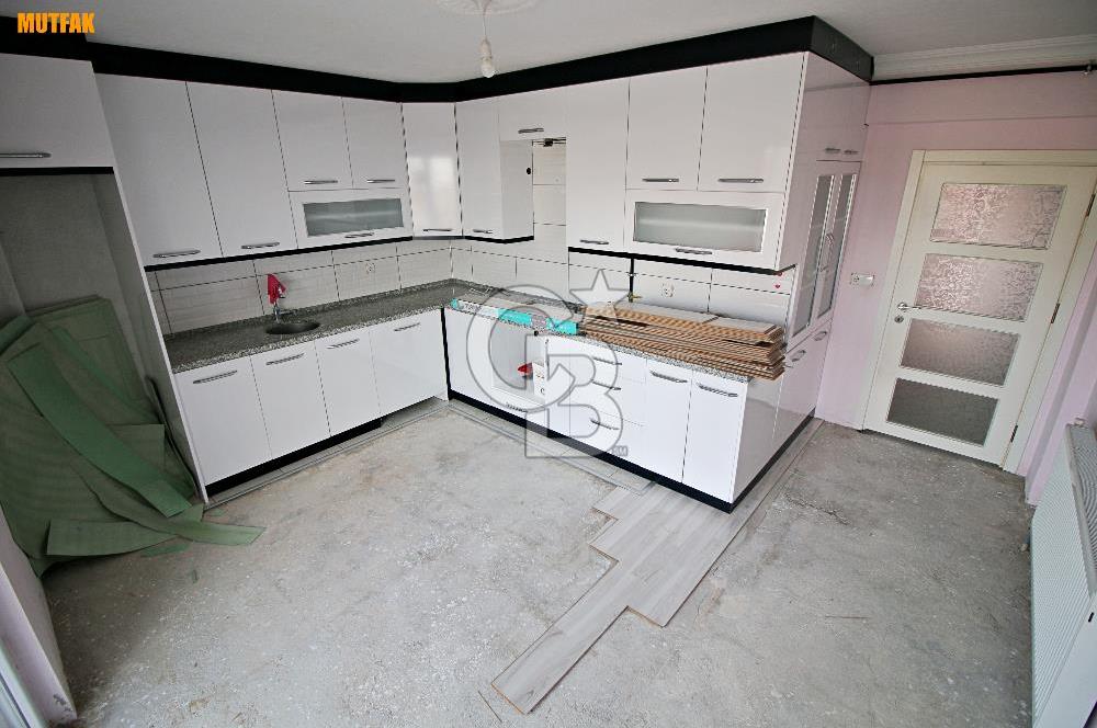 CB OPİA'DAN '' CUMHURİYET MAHALLESİN'DE BAHÇELİ GENİŞ 2+1 ''