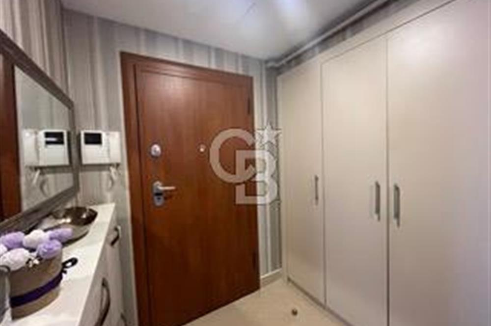 Kent plus Ataşehir'de 4+1 kiralık Daire 