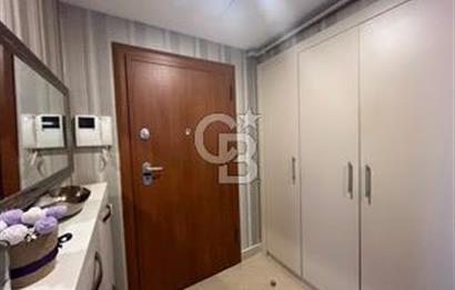 Kent plus Ataşehir'de 4+1 kiralık Daire 