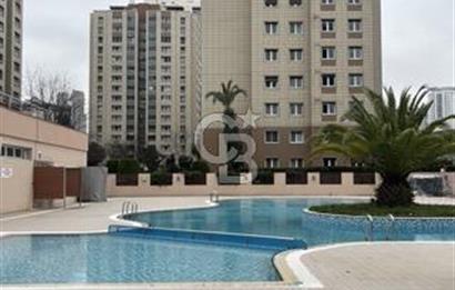 Kent plus Ataşehir'de 4+1 kiralık Daire 