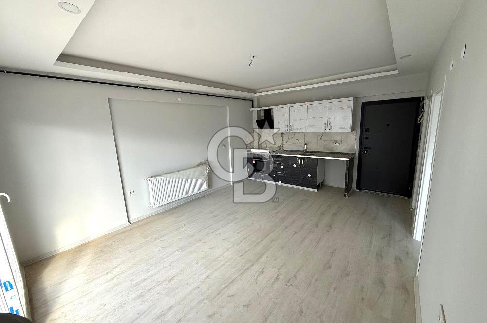 MENEMEN SEYREK’TE HAVUZLU SITEDE 1 + 1 