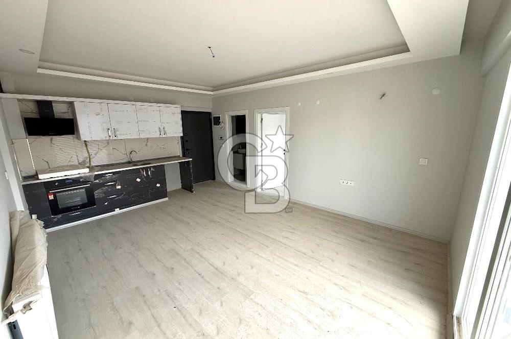 MENEMEN SEYREK’TE HAVUZLU SITEDE 1 + 1 