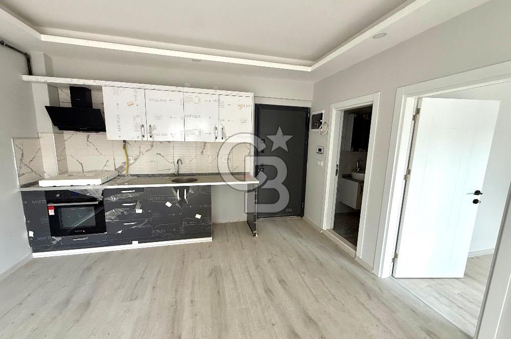 MENEMEN SEYREK’TE HAVUZLU SITEDE 1 + 1 