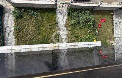 MENEMEN SEYREK’TE HAVUZLU SITEDE 1 + 1 