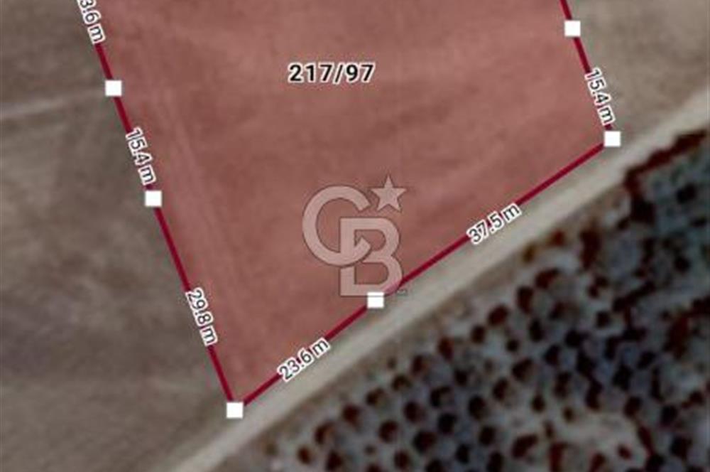 KORKUTELİ KÜÇÜKKÖY YAYLASINDA YOLU OLAN 3379 M2 TARLA