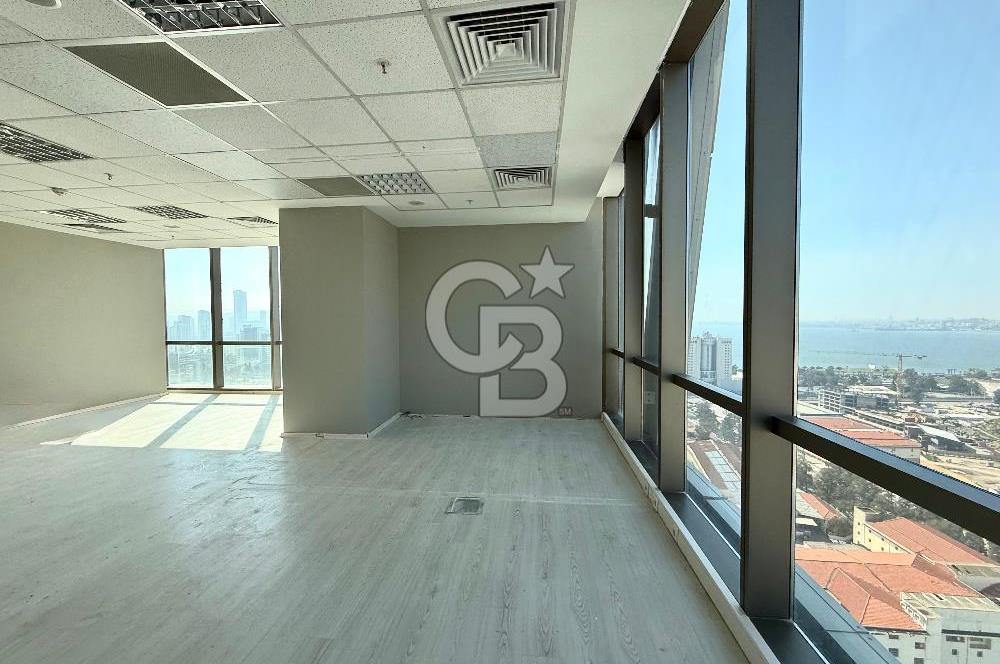 MUSELAND FOLKART TOWERS'TA FULL KÖRFEZ MANZARALI İŞ YERİ