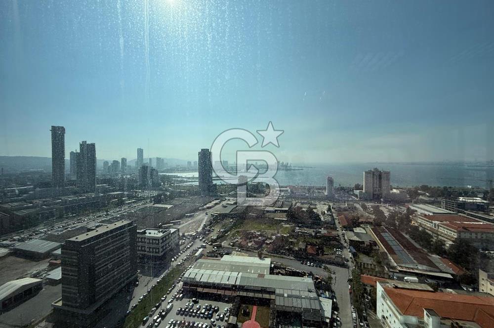 MUSELAND FOLKART TOWERS'TA FULL KÖRFEZ MANZARALI İŞ YERİ