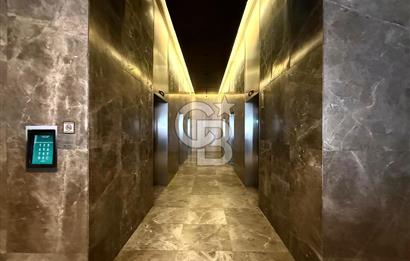 MUSELAND FOLKART TOWERS'TA FULL KÖRFEZ MANZARALI İŞ YERİ