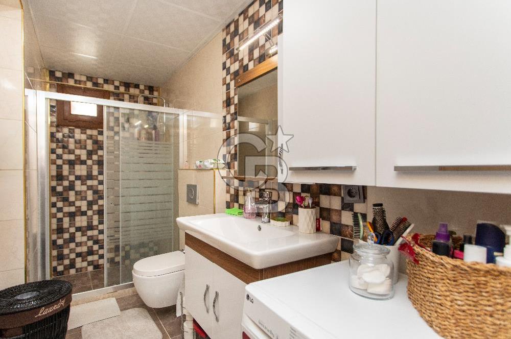 Çiğli Uğur Mumcu Mah. Satılık 2+1 Geniş Daire