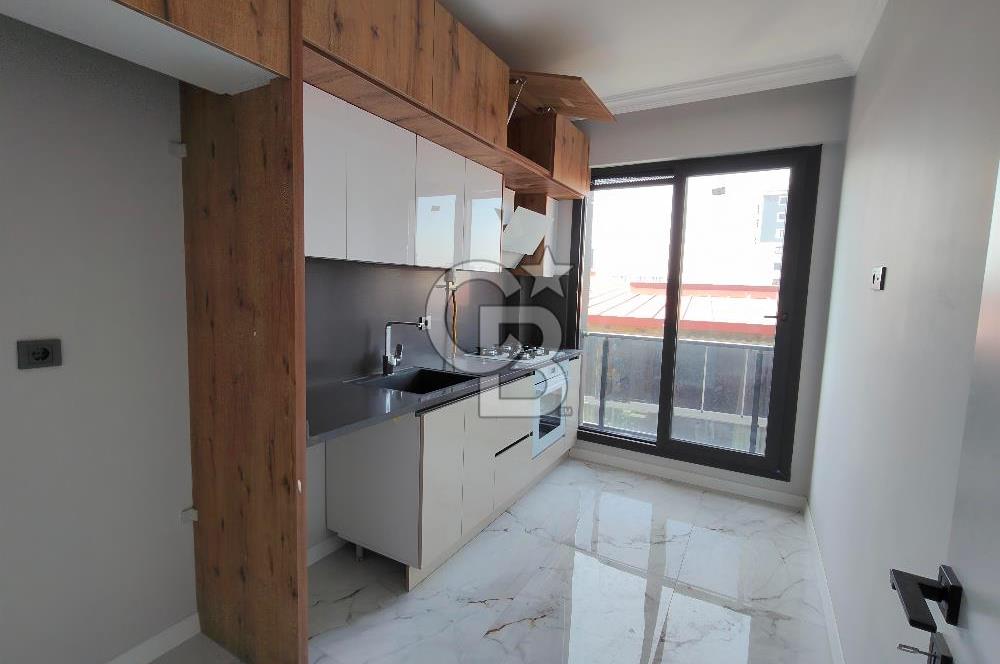 MENEMEN UĞUR MUMCU MAHALLESİNDE SATILIK LÜKS 2+1 DAİRE