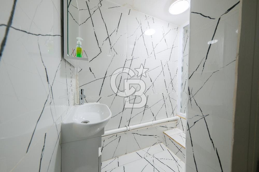 Vefa da satılık 7 odalı apart otel