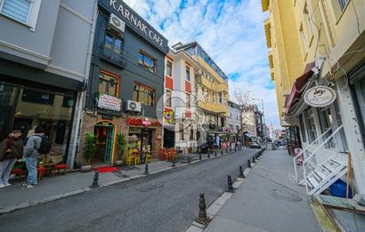 Vefa da satılık 7 odalı apart otel