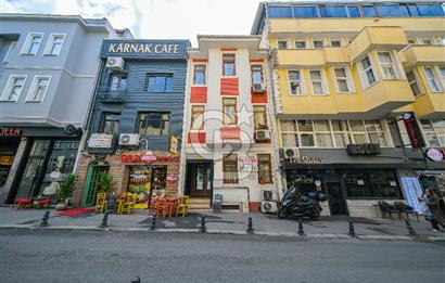 Vefa da satılık 7 odalı apart otel