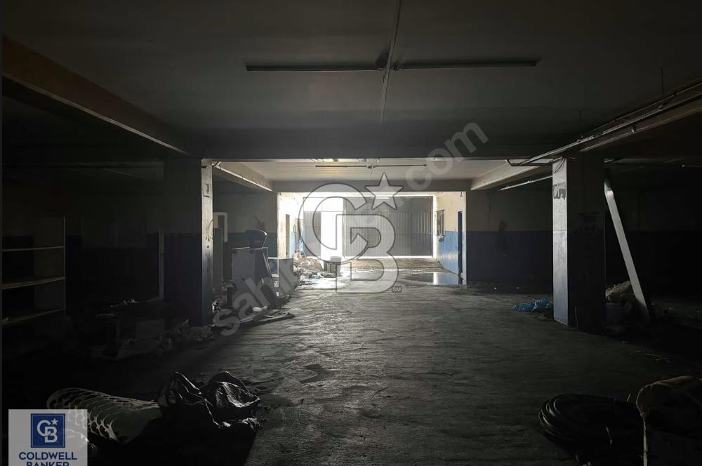 CB BLACK'TEN ÖZDİLEK YANI İZMİR YOLUNA YAKIN 750m2 DEPO