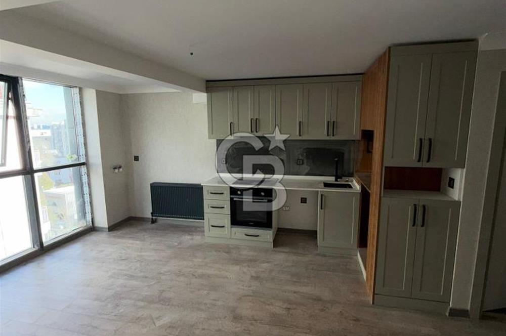 ATATÜRK BULVARIN'DA SIFIR HEM OFİS HEM KONUT KİRALIK 1+1