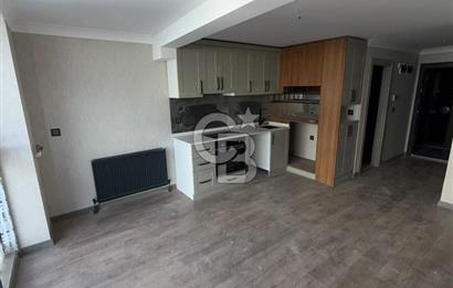 ATATÜRK BULVARIN'DA SIFIR HEM OFİS HEM KONUT KİRALIK 1+1