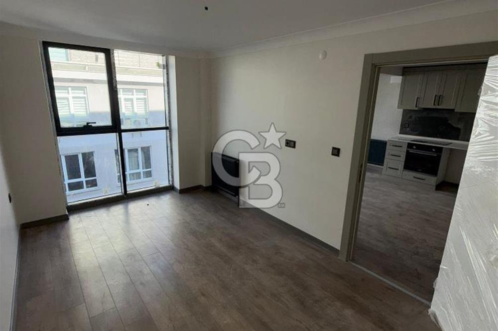 ATATÜRK BULVARIN'DA SIFIR HEM OFİS HEM KONUT KİRALIK 1+1