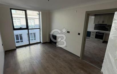 ATATÜRK BULVARIN'DA SIFIR HEM OFİS HEM KONUT KİRALIK 1+1