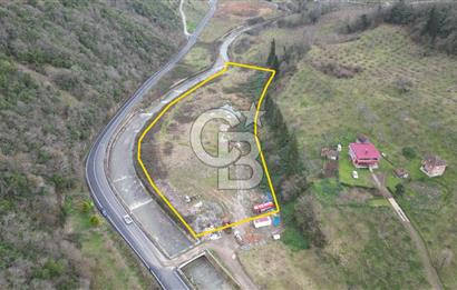 YOMRA'DA ANA YOL KENARI SATILIK TİCARİ İMARLI ARSA