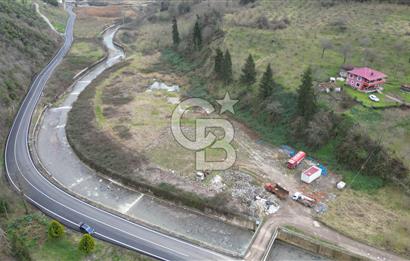 YOMRA'DA ANA YOL KENARI SATILIK TİCARİ İMARLI ARSA