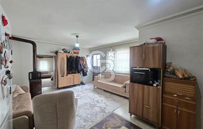 Ayvalık Merkezde Satılık Müstakil 3+1 Bahçeli Ev Sahile 300m