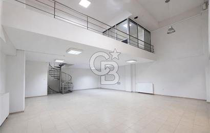  İzmir Konak Oto Plaza’da Üç Katlı Prestijli Fırsat Ticari Dükkan