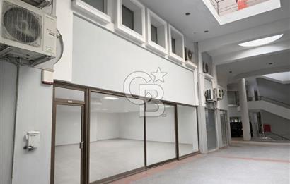  İzmir Konak Oto Plaza’da Üç Katlı Prestijli Fırsat Ticari Dükkan