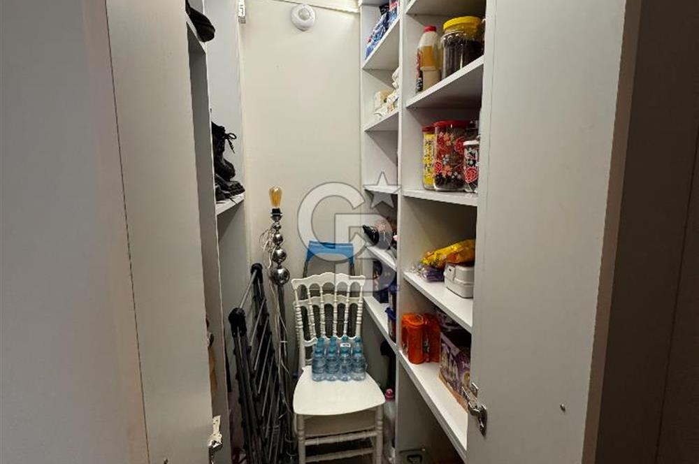 Kağıthane Merkezde Metroya Yürüme Mesafesinde Geniş 3+1 Daire