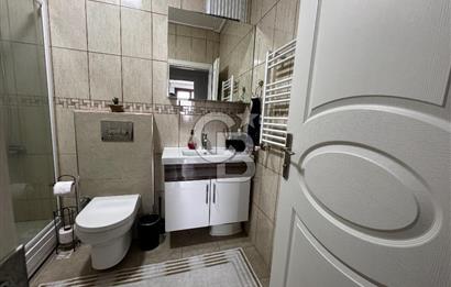 Kağıthane Merkezde Metroya Yürüme Mesafesinde Geniş 3+1 Daire