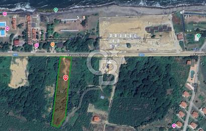 Yola Cephe, Denize 50 Metre Mesafe - TOKİ Projesine Komşu Arazi