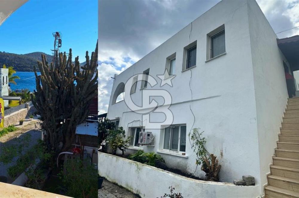 Senelik Kiralık Bodrum Türkbükü Denize 50 mt. Yakınlıkta 3+1 Üst Kat